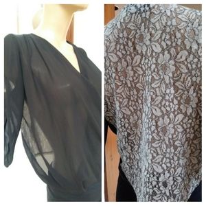 IZ Byer Size XS Crossover Lace backside. Like New. Vintage! Fast Ship.